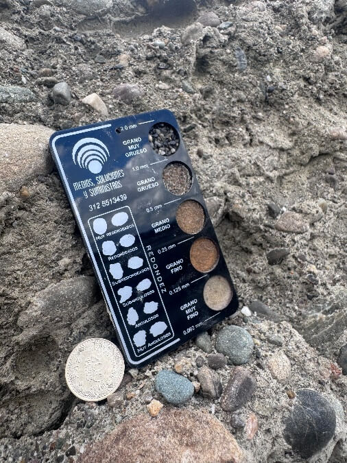 Galería Extracción Materiales de Construcción en Río